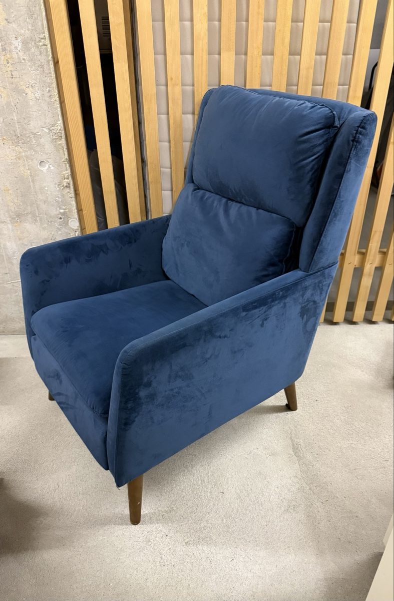 Sessel: Blauer Sessel – Gebraucht aus Winterthur von NeilMCauley