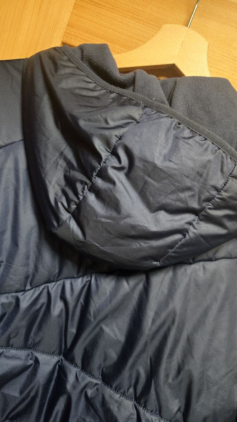 FCZ Jacken: FCZ Jacke gr.M – Gebraucht aus Zürich von Dee_jrp5 4