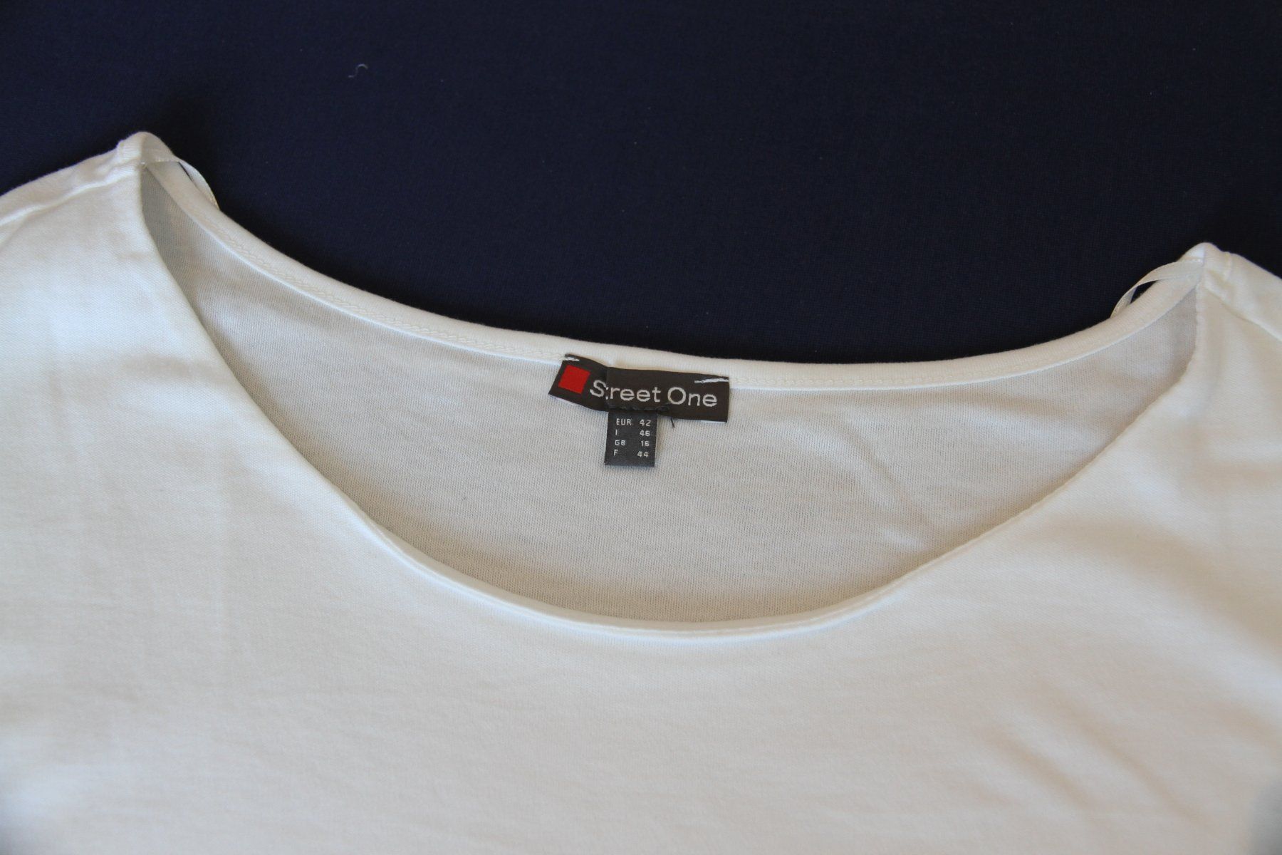 Top: Top  /  Shirt, Grösse 38, Street One – Usato da Nesselnbach venduto da ubourson 1
