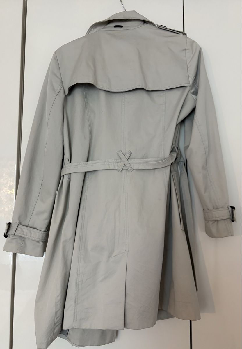 Esprit Cappotti: Esprit Trenchcoat – Usato da Frauenfeld venduto da alexa_6408 1