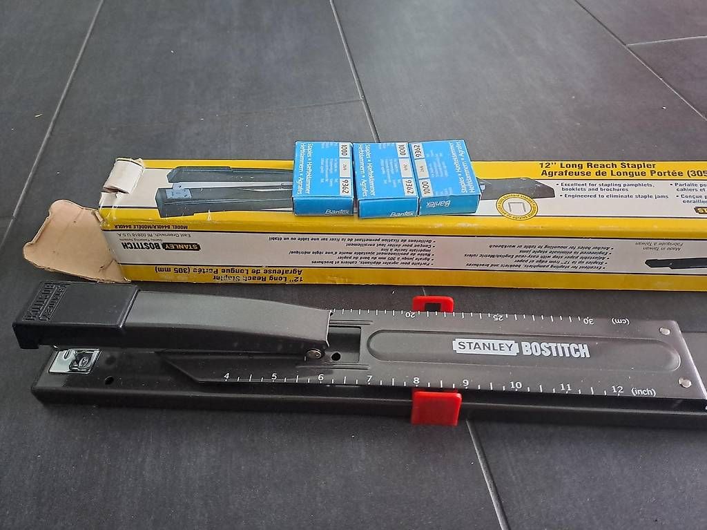 Bostitch Tutti gli attrezzi: Agrafeuse longue portée – Usato da Payerne venduto da dur_6vmz 2