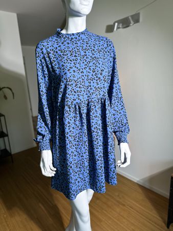 Schönes Sommerkleid für Frauen von Gacqueline de young