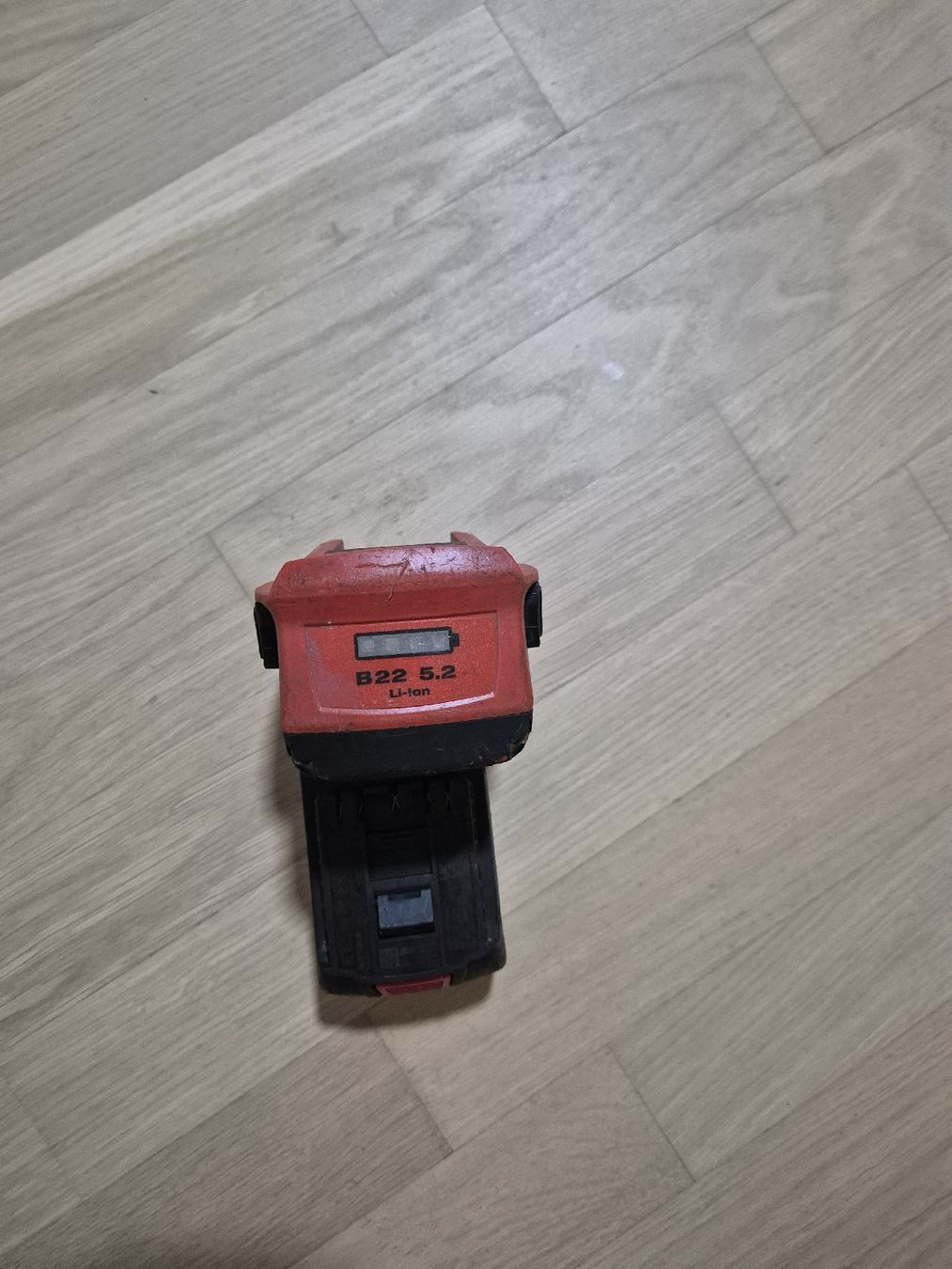 Hilti Batterie: HILTI AKKU 5.5AH  – Usato da Urtenen-Schönbühl venduto da ste_fdc2