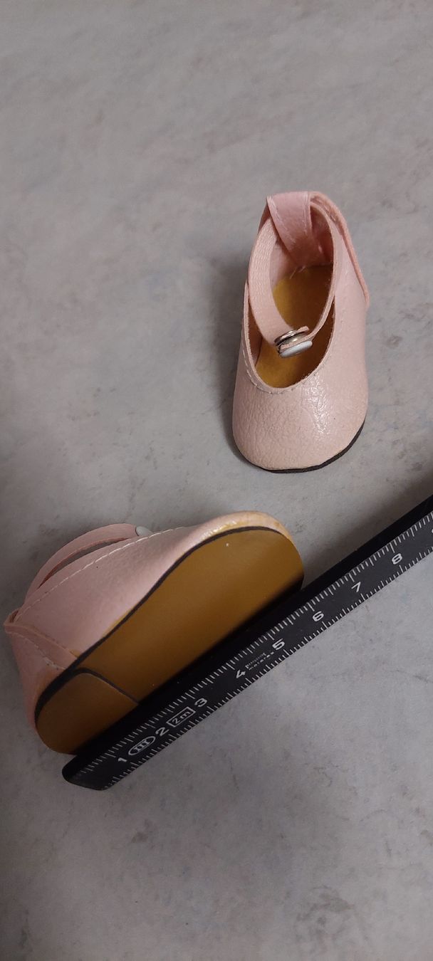 Bambole: 5Paar Puppenschuhe  – Usato da Muri AG venduto da nindo1 3