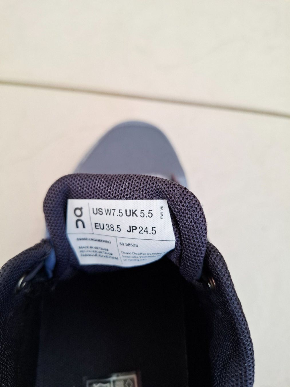 On Chaussures femmes: ON - Schuh hellblau – D'occasion à Lachen SZ par IRCOROJA 2