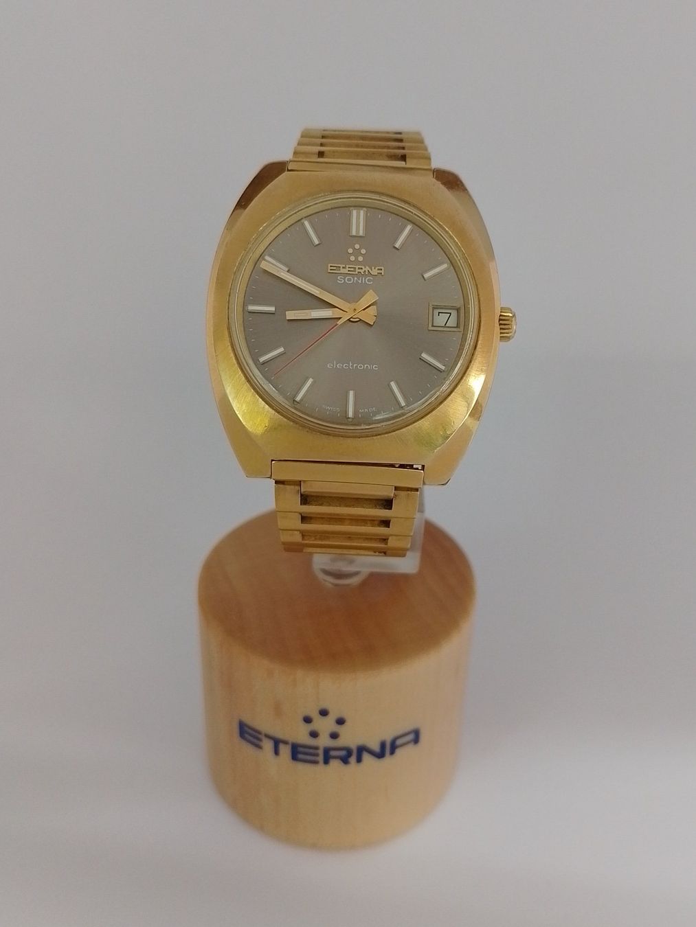 Eterna Orologi: Vintage ETERNA SONIC Electronic Stimmgabeluhr (Ref. 488 T) – Usato da Basel venduto da Givens_Watches 7