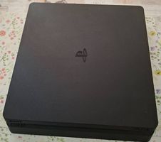 PlayStation4,Slim 1TB,2 Controller,Hdmi Kabel,Stromkab.,Game