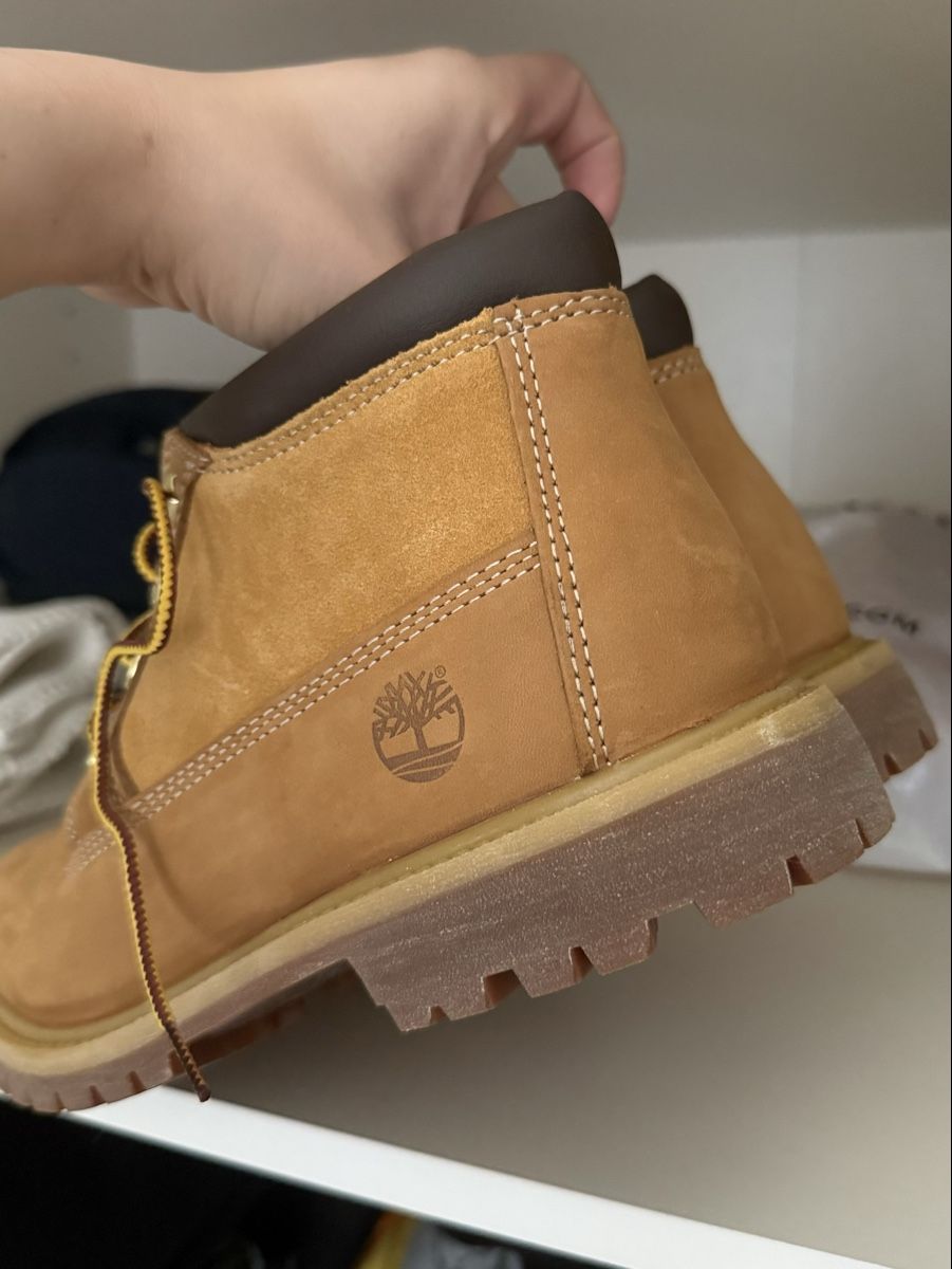 Timberland Scarpe da donna: Timberland 7,5 US – Nuovo e nell'imballaggio originale da Forel (Lavaux) venduto da julie13 1