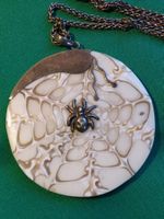 Top Silber Muschel/Perlmutt Anhänger mit Kette und Spinne