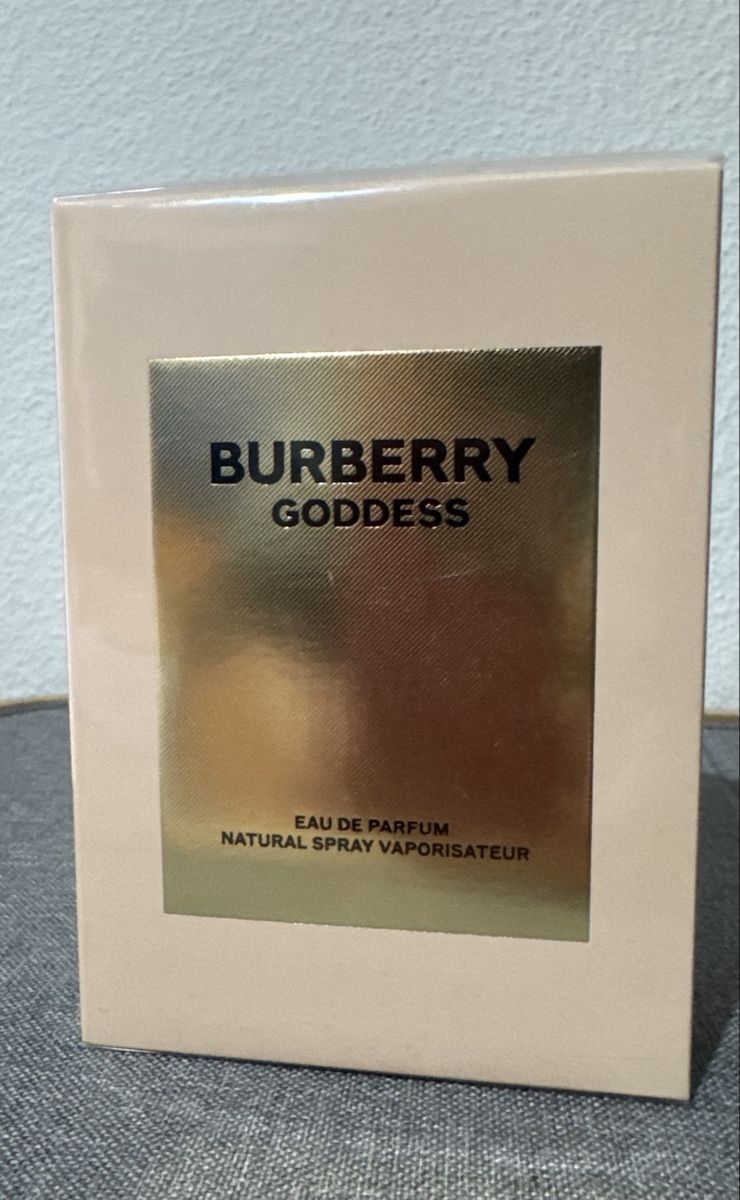 Burberry Parfums & Eau de Toilette: Burberry Goddess edp 100ml + 10ml – Neuf avec emballage d'origine à Genève par ribes_rubrum 1