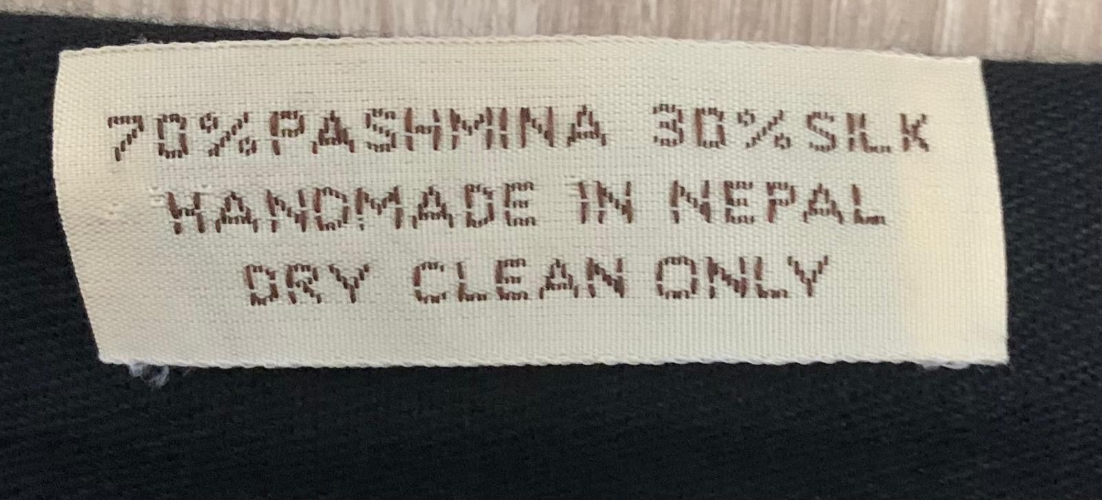 Altro in Moda donna: Pashmina / Seide mit Leder Fransen Poncho aus Nepal – Usato da Nussbaumen AG venduto da normajeanbaker 4