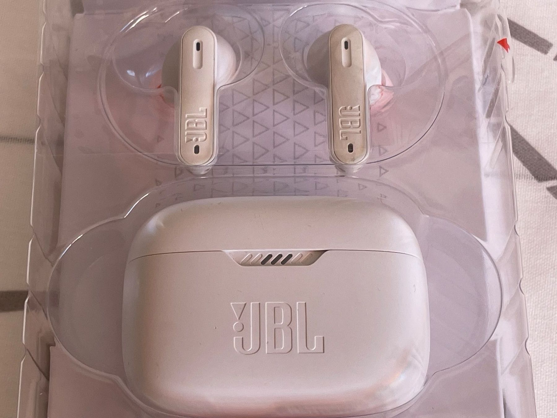 JBL Kopfhörer: JBL Tune 230NC – Gebraucht aus Rafz von stg101 3