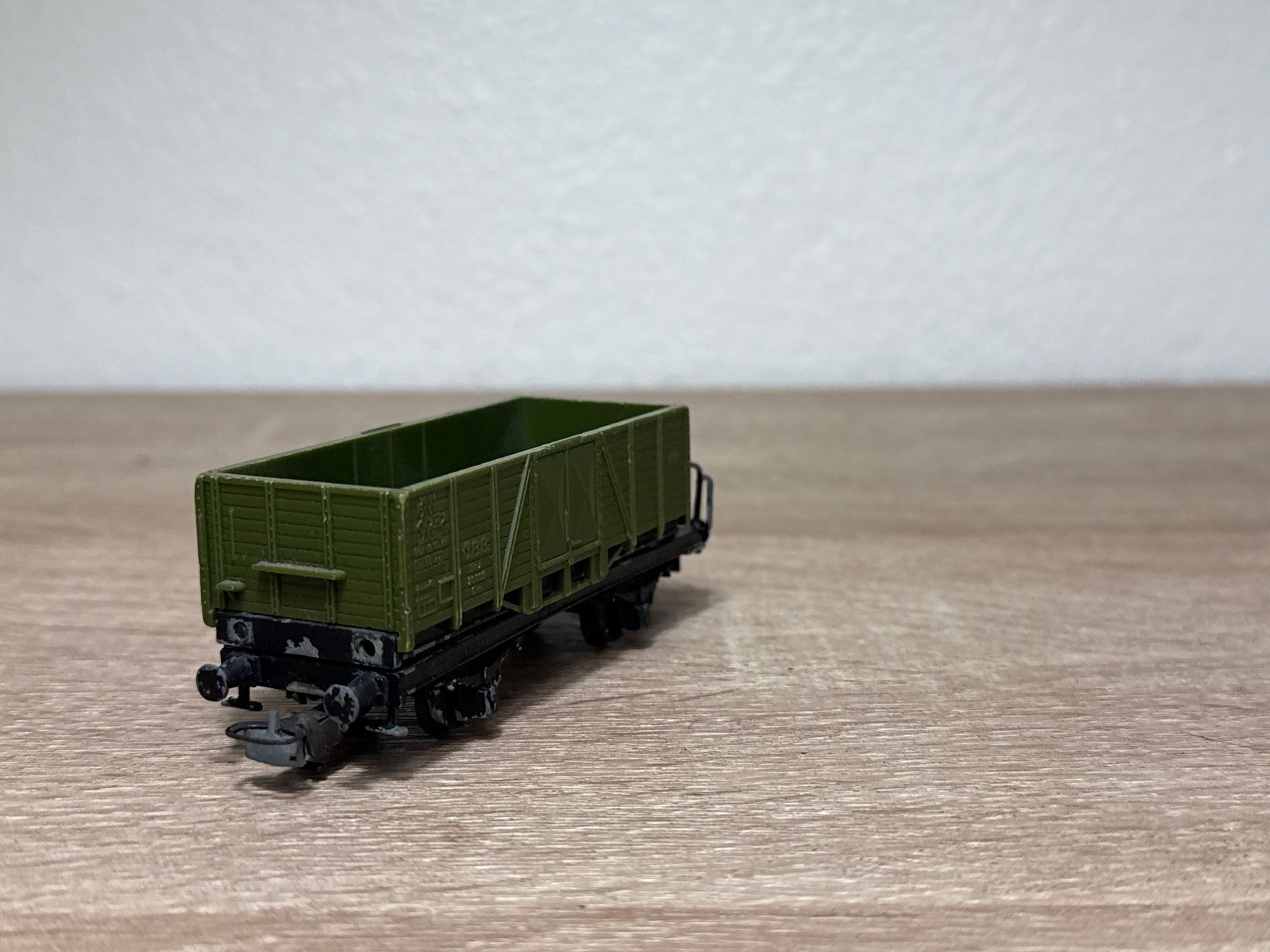 Kleinbahn Modellini di ferrovie: Kleinbahn Güterwagen OBB H0 (275) – Usato da St-Aubin-Sauges venduto da Lo_Go 1