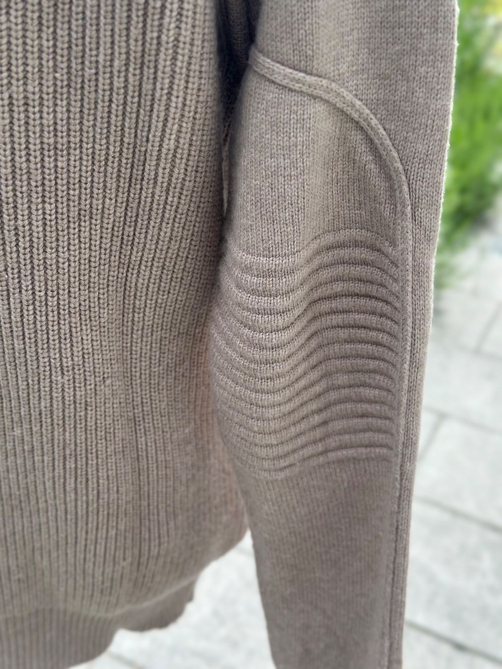 Maglioni & Felpe: Edler Strickpullover, neuwertig, Rollkragen, Grösse M – Usato da Zufikon venduto da Modestil365 4