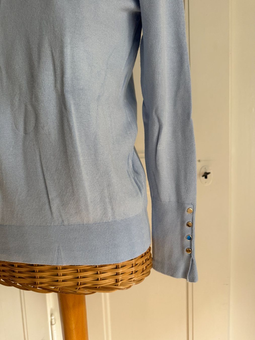 Zara Pulls & Sweat-shirts: ZARA - Feinstrick Rollkragenpullover hellblau L – D'occasion à Zürich par Diazaio 1
