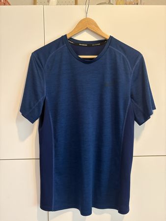 T-shirt Nike sport homme bleu taille M bon état