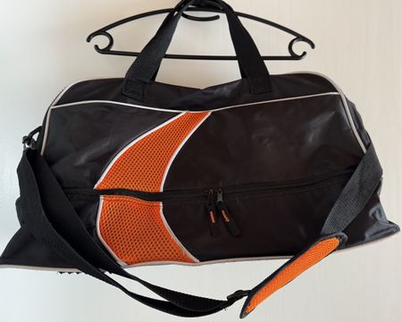 🏋️ SPORTTASCHE – SCHWARZ/ORANGE