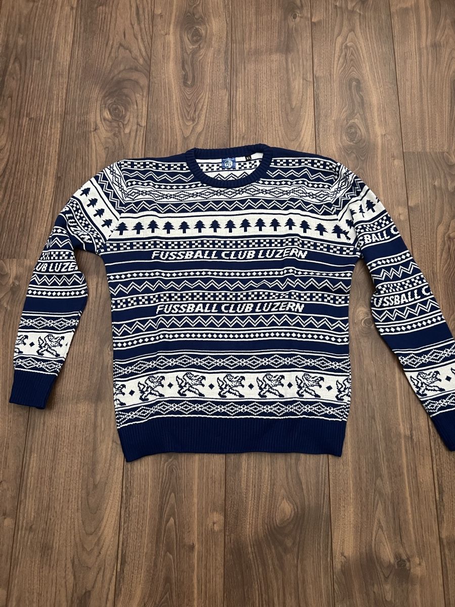 Maglioni & Felpe: FC Luzern Weihnachtspulli Original Merchandising – Nuovo (secondo la descrizione) da Neuheim venduto da philippantisin 1