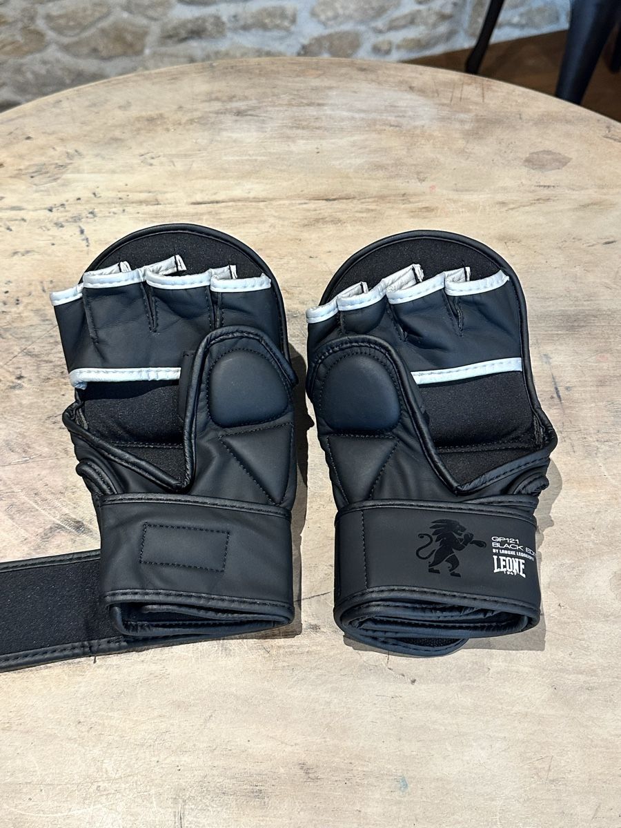 Altri accessori da uomo: Gants de combat Leone  – Usato da Corcelles NE venduto da alebale82 1