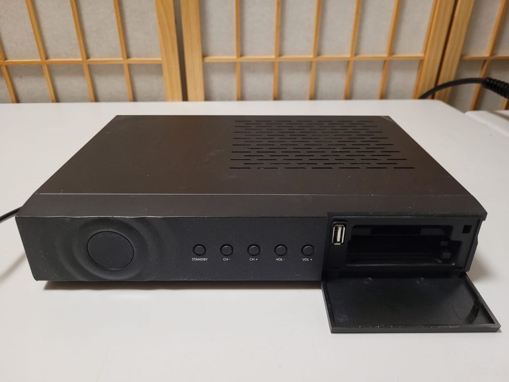 Digitaler SatellitenEmpfangsreceiver VU+ Solo Kaufen auf Ricardo