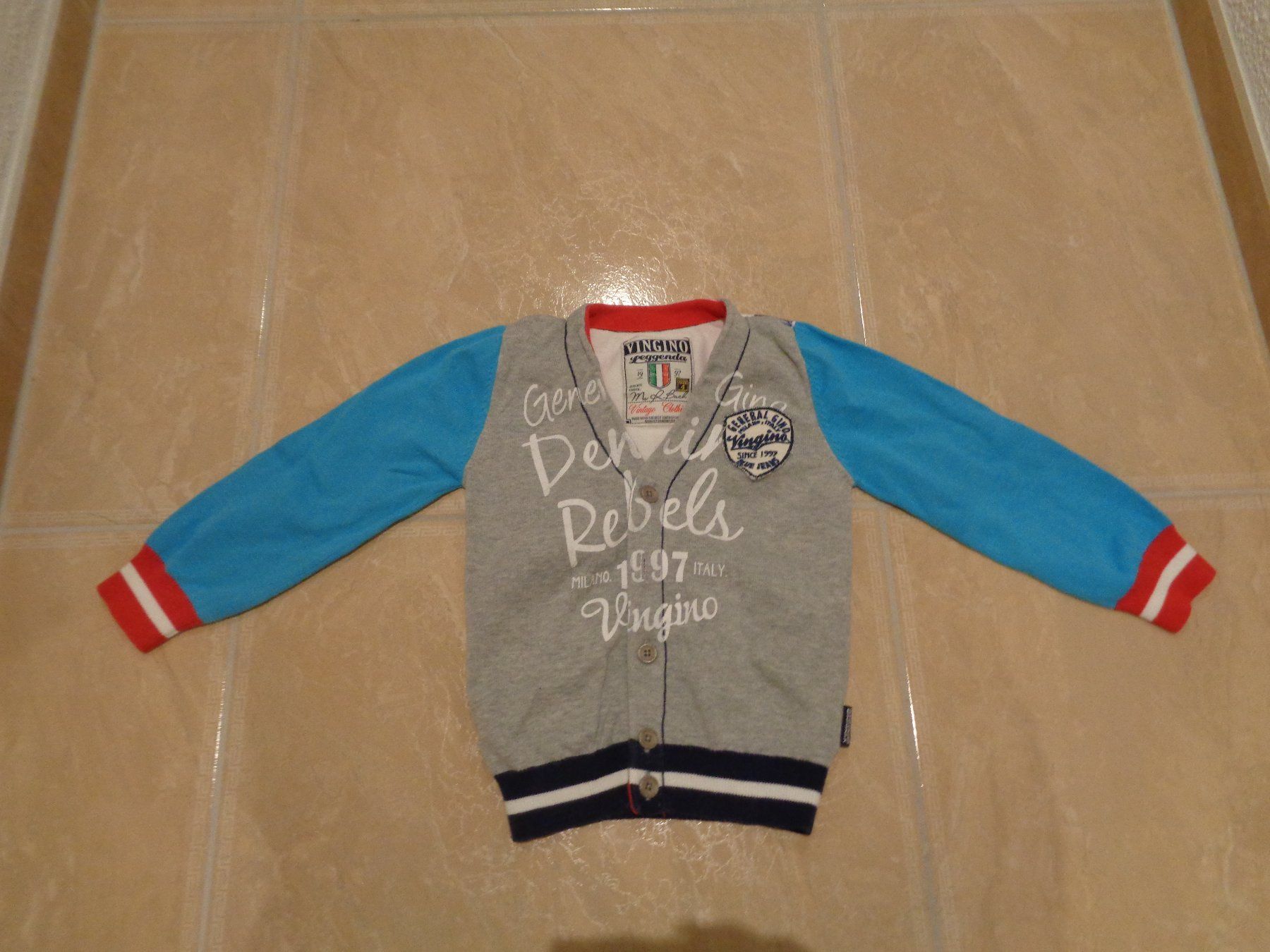 Vingino Giacche & Cappotti: Vingino NWT coolste Strickjacke, 6J 116 – Nuovo (secondo la descrizione) da Klingnau venduto da Markus14