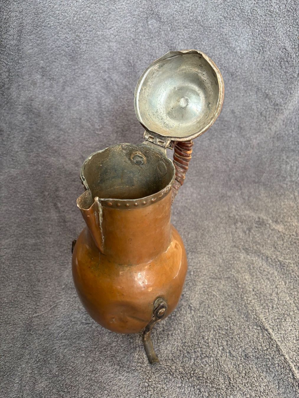 Caraffe: Antike Kupferkanne – Usato da Winterthur venduto da urs_7m5w 2