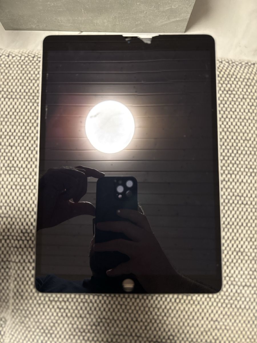 Tablettes PC: iPad A1701 – Défectueux à Payerne par Kikas
