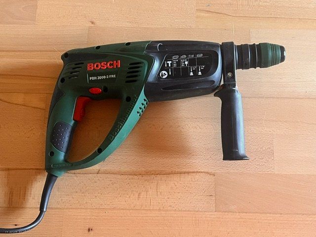 Bosch Trapani: Bosch PBH 3000-2 FRE Bohrhammer – Usato da Walzenhausen venduto da Jana013 2
