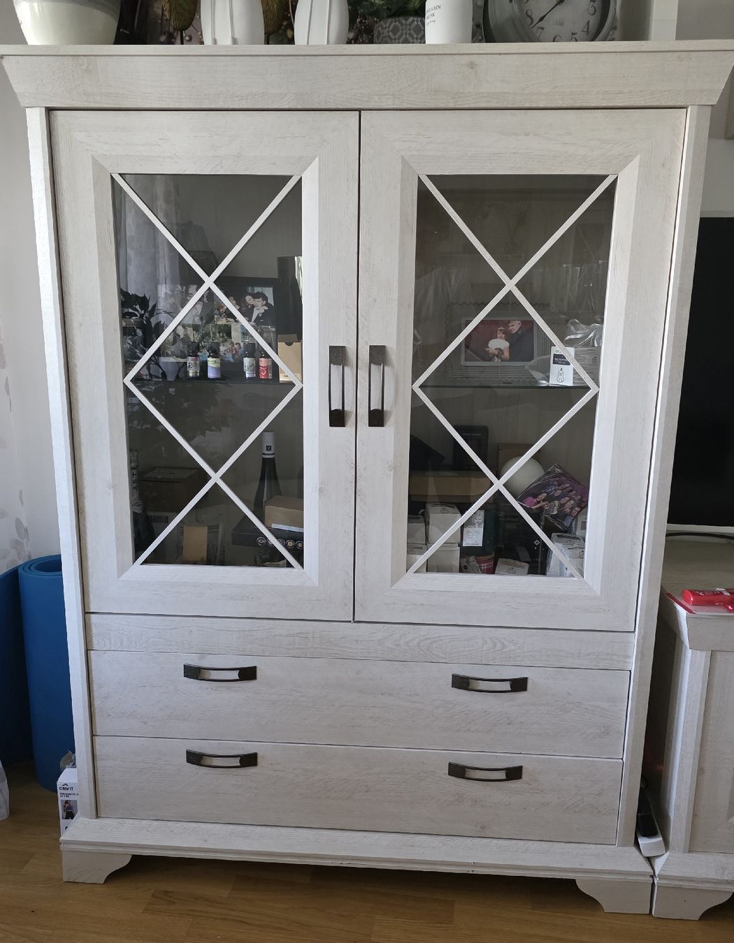 Vitrinen: Vitrine – Gebraucht aus Itingen von bea_bxv5