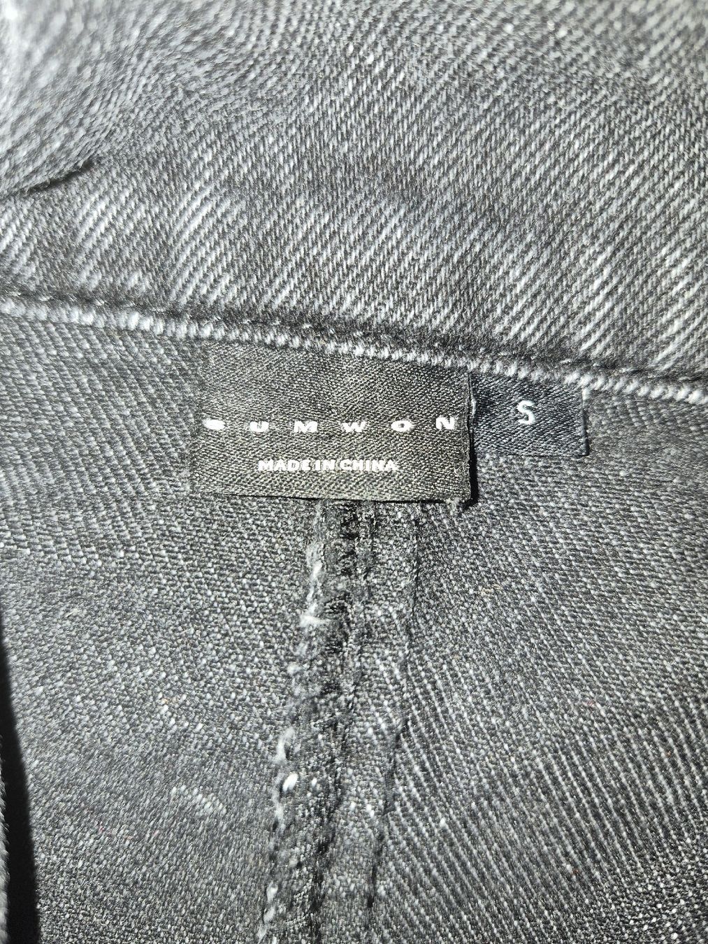 Hemden: Chemise manche courte noir taille S  – Gebraucht aus Delémont von fab_cpg5 2