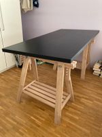 Tisch mit Böcken schwarz Holz 150x75cm top Zustand