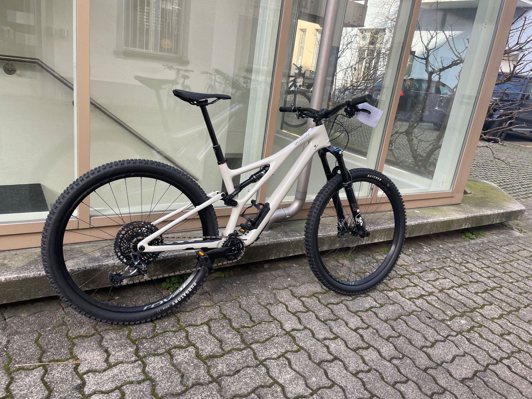 Specialized Velos: Specialized Stumpjumper Expert, Gr. M, 35% – Neu (gemäss Beschreibung) aus Zürich von Velo-Elsener