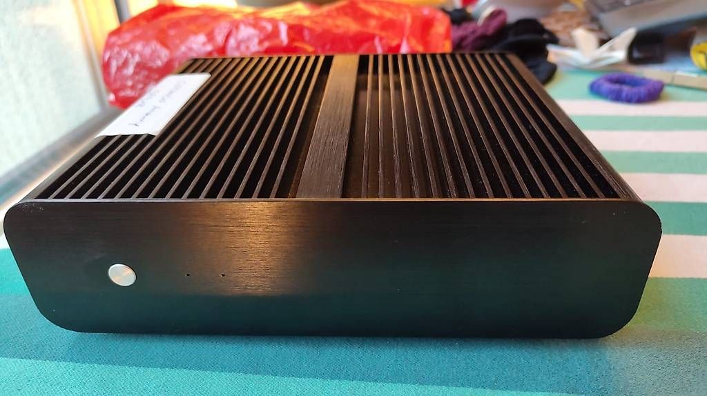 PC: PC Akasa fanless – Difettoso da Carouge GE venduto da ama_h692
