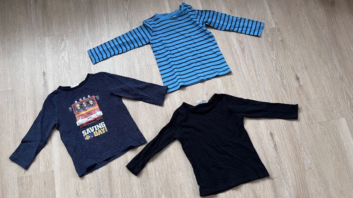 Ensembles coordonnés: 4 Langarmshirts Gr. 98 – D'occasion à Sulz AG par Zissi31324