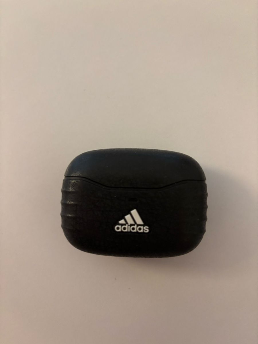 Cuffie: Adidas True Wireless Bluetooth Kopfhörer inkl. Ladecase – Usato da Geroldswil venduto da ele_7hkp