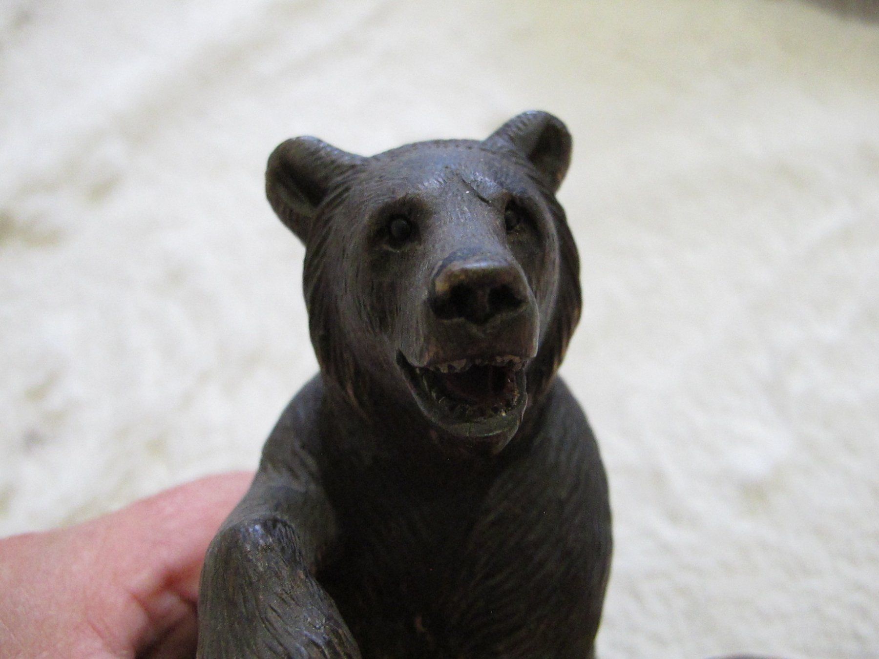Figurines: Brienzer Bär Mit Aschenbecher Wunderschöne Fein Geschnitzter – D'occasion à Altnau par SwissGoldTime 2