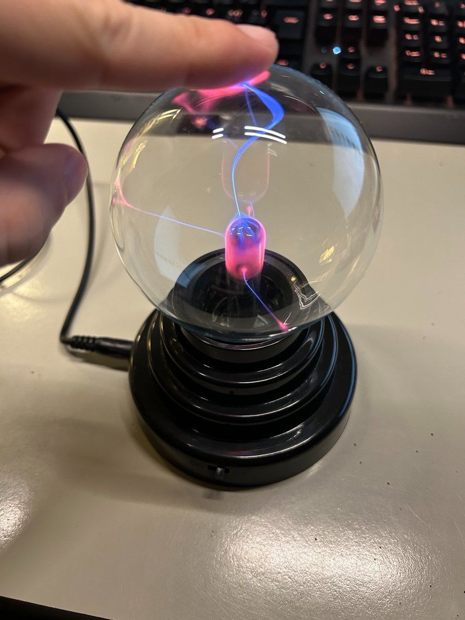 Lampade: Lampada con sfera al plasma USB – Usato da Giubiasco venduto da LorisVale 1