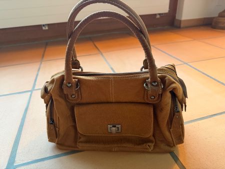UGG Tasche Damen Leder Cognac mit Etikett  neu