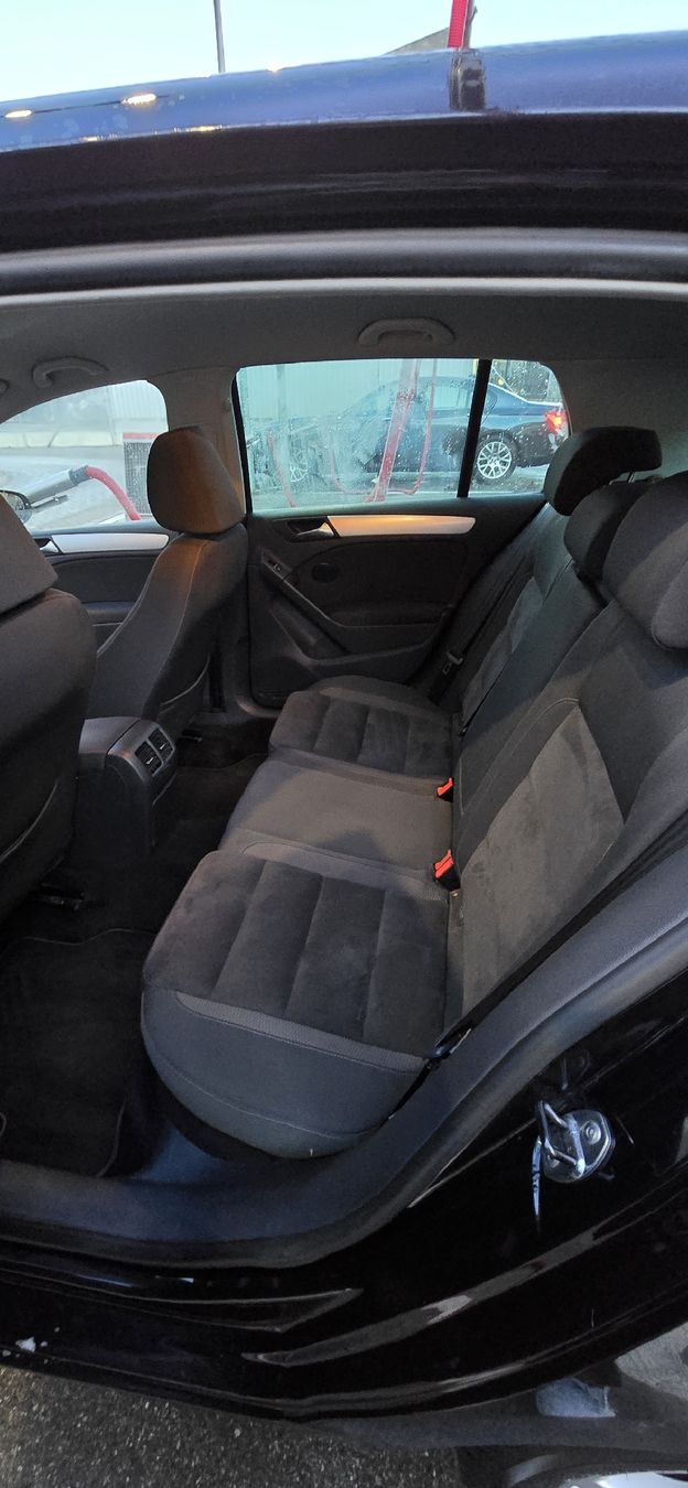 VW Automobili: VW Golf VI TSi 1.4 Benzin – Usato da Winterthur venduto da asy_fc25 7
