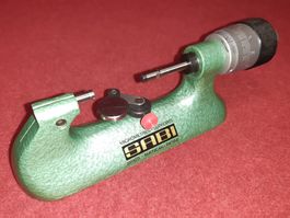 Bügelmessschraube, sieht ganz gut aus, ist aber ungeprüft!