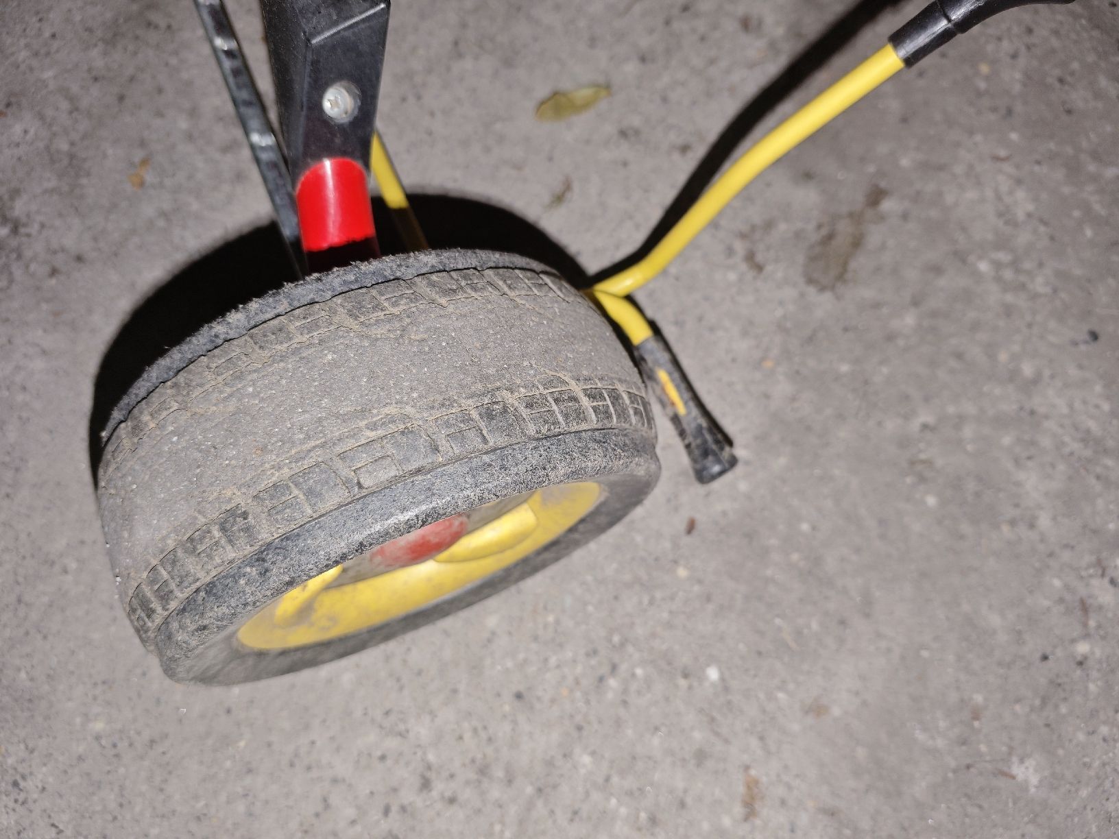 Puky Veicoli per bambini: Dreirad Puky mit Schiebestange – Usato da paspels venduto da flydenkerer 2