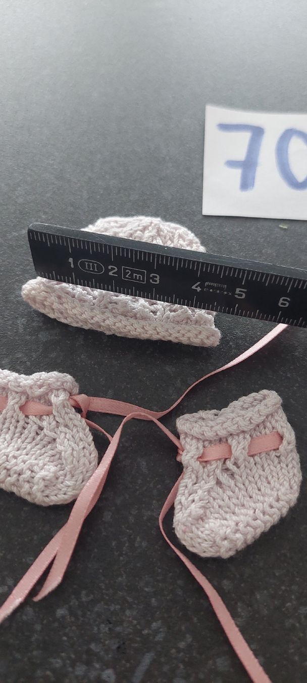 Bambole: Puppenkleidchen  neu ungebraucht – Nuovo (secondo la descrizione) da Muri AG venduto da nindo1 4