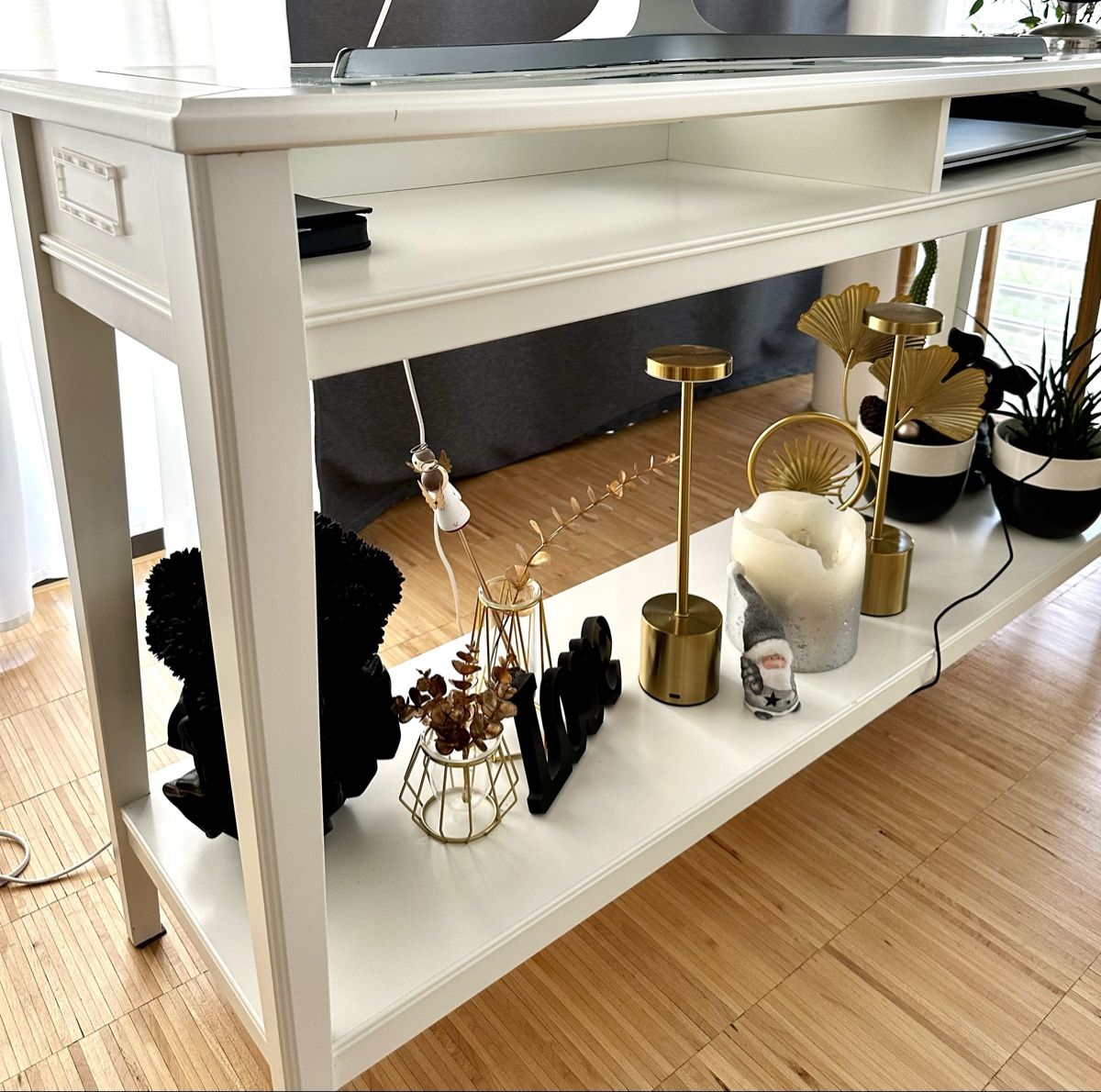 Tavoli: Ikea  Console Table - Used, Great Condition! – Usato da Dietikon venduto da Eylem79 1
