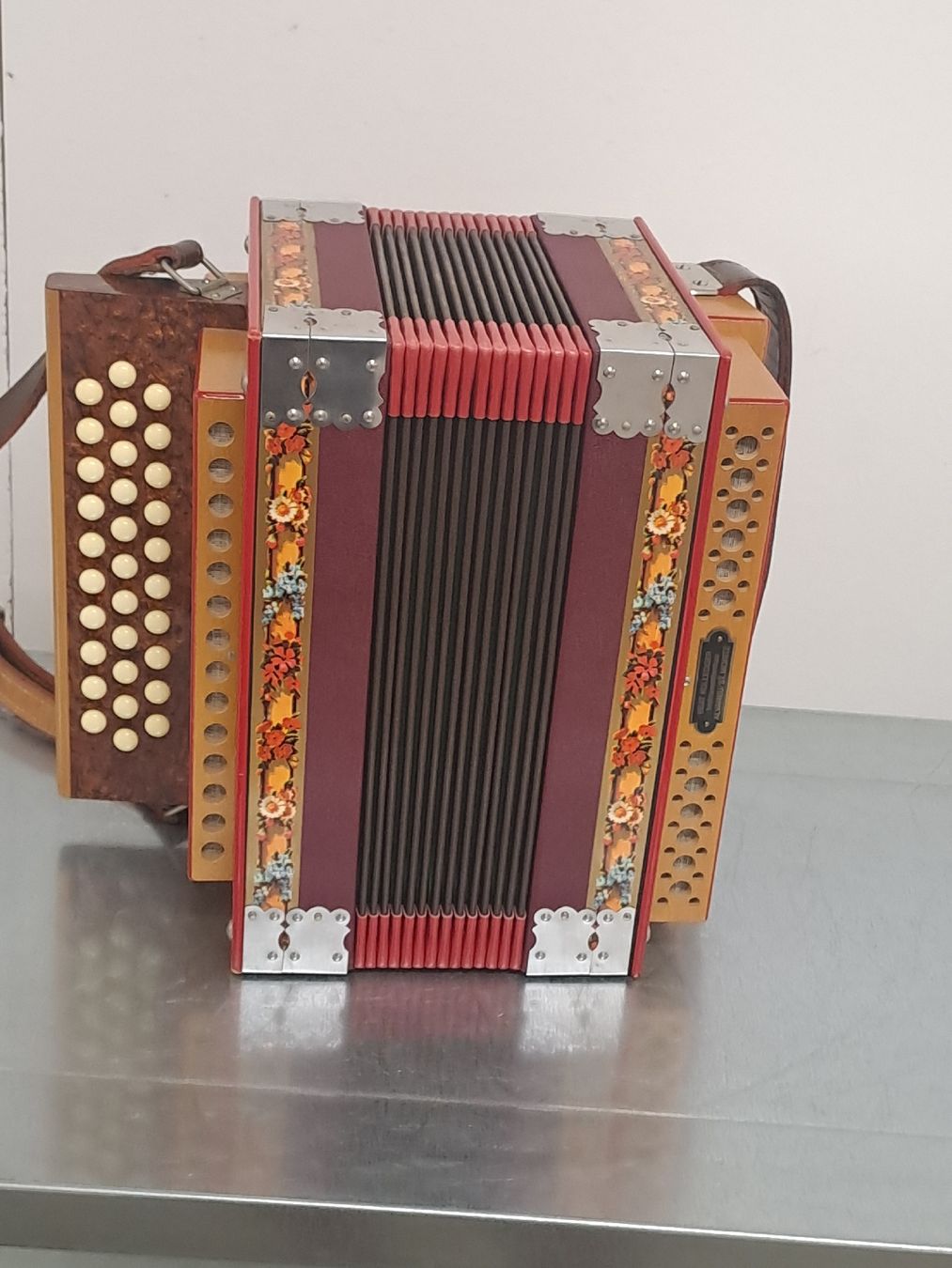 Instruments de musique: kollegger orgeli ton B  – D'occasion à Villeneuve par BibiVintage