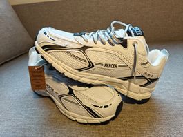 MERCER The Re-Run Speed white/black sneaker US 12 EUR 45