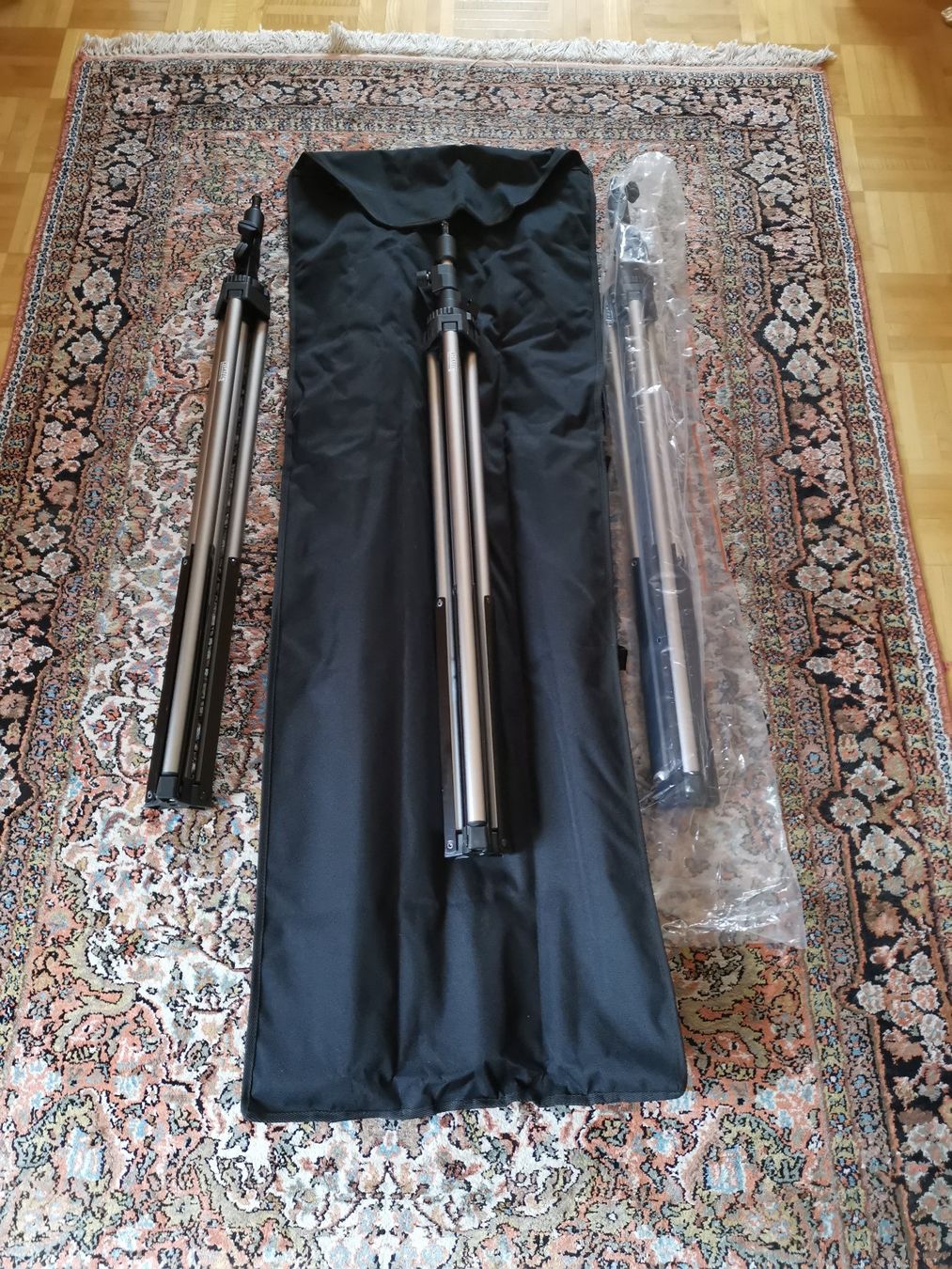 Stative & Köpfe: 3 Kamera Stativ Visatec inkl. Tragetasche – Neu und originalverpackt aus Dornach von Hei50