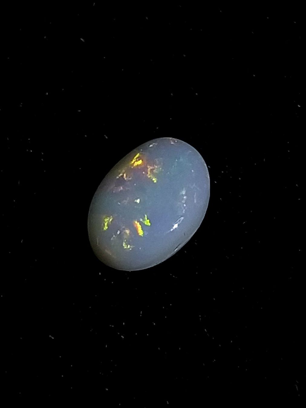 Pietre preziose: Australian *WHITE OPAL* Multicolor 0.8ct – Nuovo (secondo la descrizione) da Autavaux venduto da loco1475