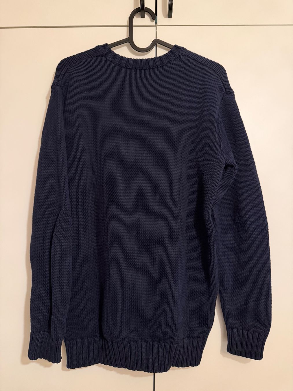 Brandy Melville Pullover & Sweatshirts: Navy Brandy Melville Pullover (One size) – Gebraucht aus Dübendorf von kmag-20 2