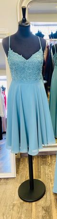 Cocktailkleid hellblau Spitze Grösse 42 NEU