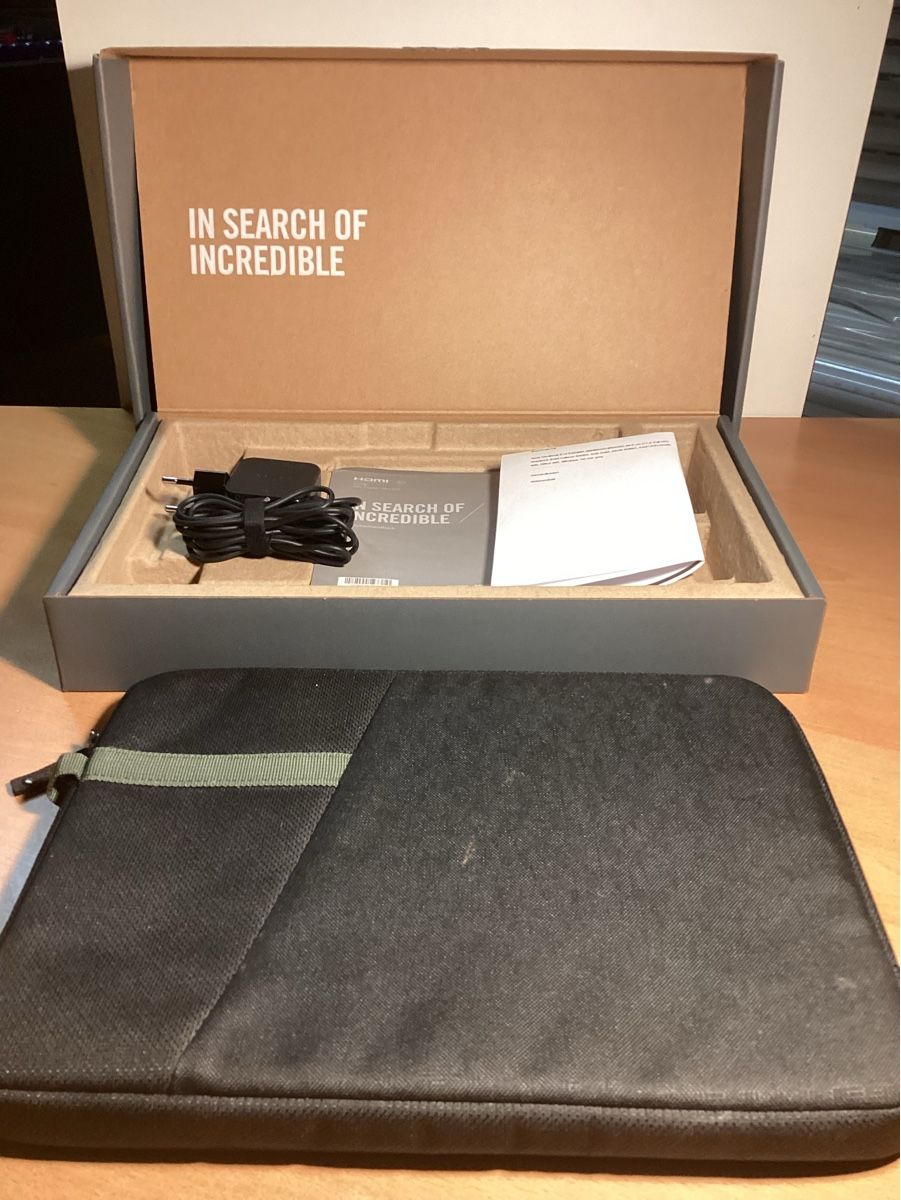 Asus Notebook: ASUS  E203 MA Vivobook – Usato da Zuzwil SG venduto da lak_x6f2 4
